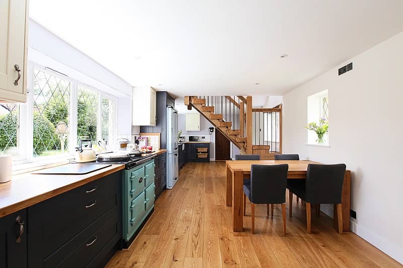 Bringing a 17th century cottage into the 20th century Bringing a 17th century cottage into the 20th century